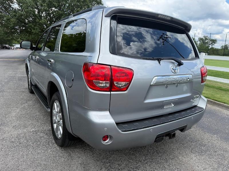 Toyota Sequoia Limited 4WD FFV 2012