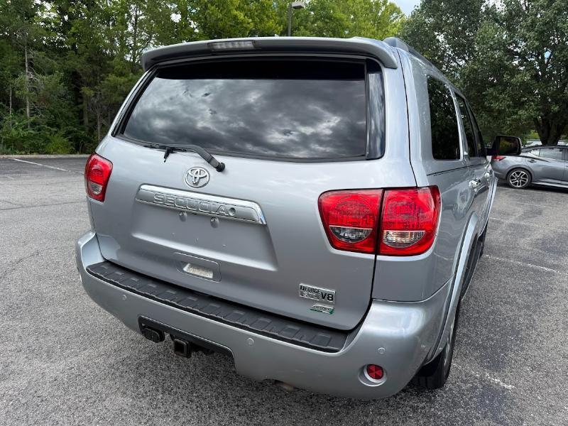 Toyota Sequoia Limited 4WD FFV 2012