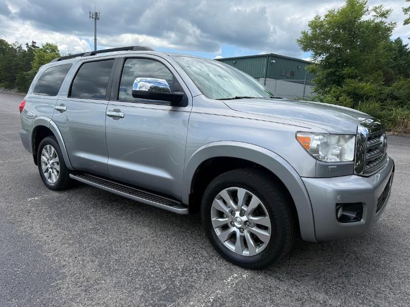 Toyota Sequoia Limited 4WD FFV 2012
