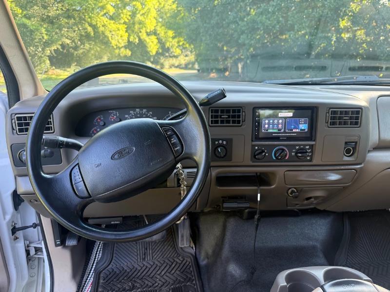 Ford F-250 SD XL Crew Cab Short Bed 4WD 2001