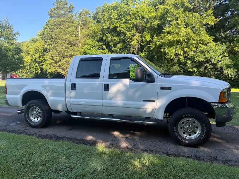 Ford F-250 SD XL Crew Cab Short Bed 4WD 2001