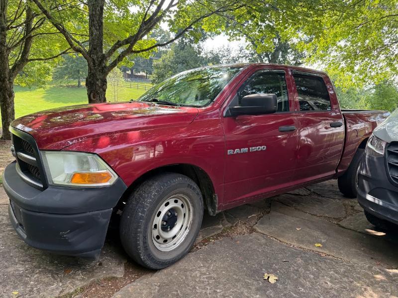 RAM 1500 ST Crew Cab 2WD 2012
