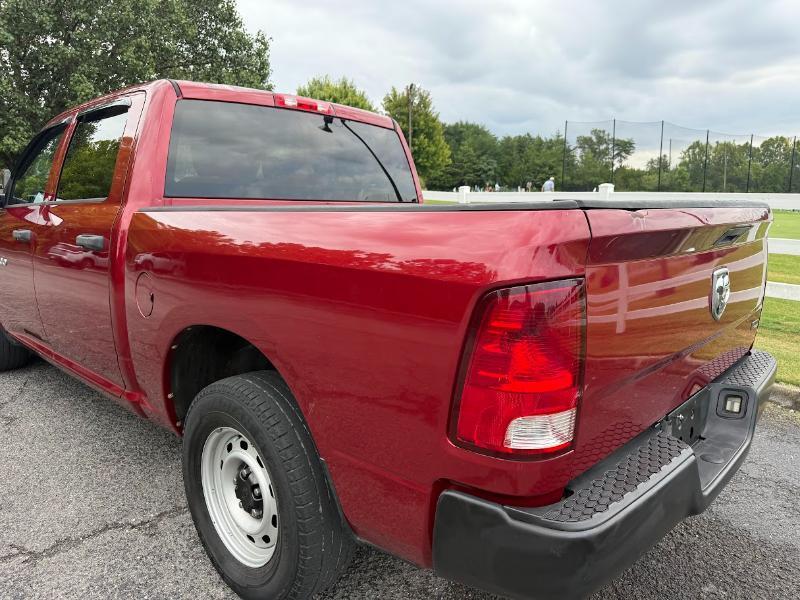 RAM 1500 ST Crew Cab 2WD 2012