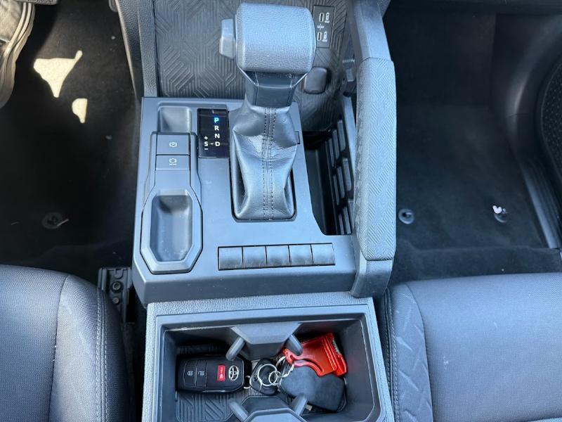 Toyota Tacoma SR5 Xtracab 2WD 2024