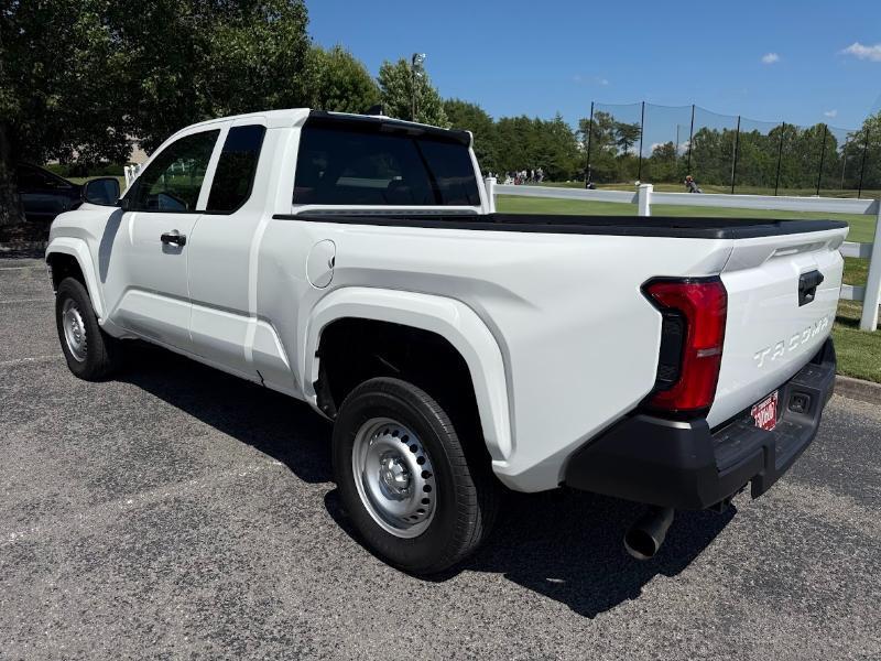 Toyota Tacoma SR5 Xtracab 2WD 2024