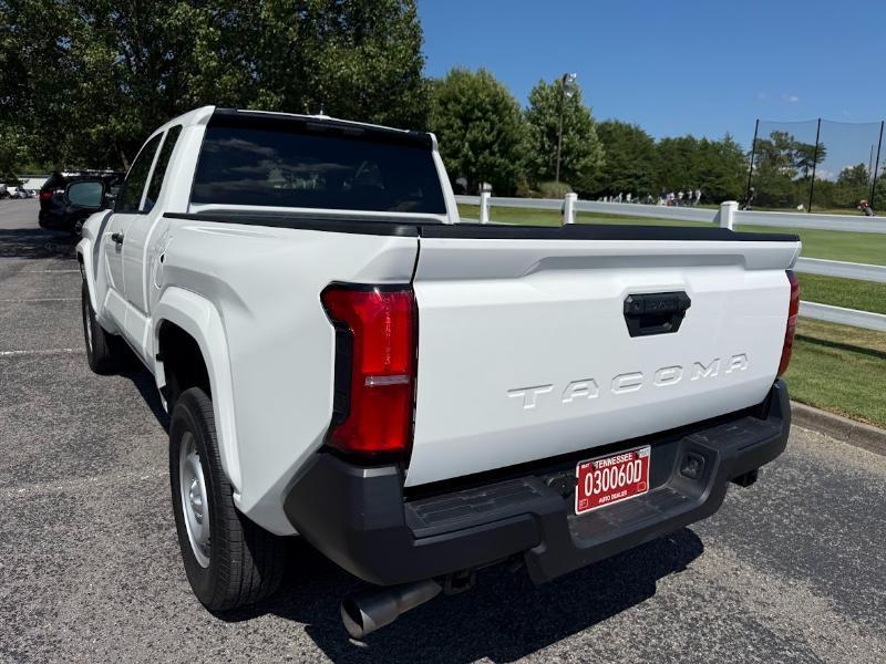 Toyota Tacoma SR5 Xtracab 2WD 2024