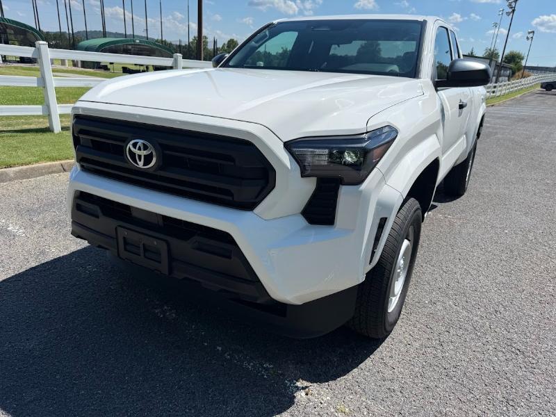Toyota Tacoma SR5 Xtracab 2WD 2024
