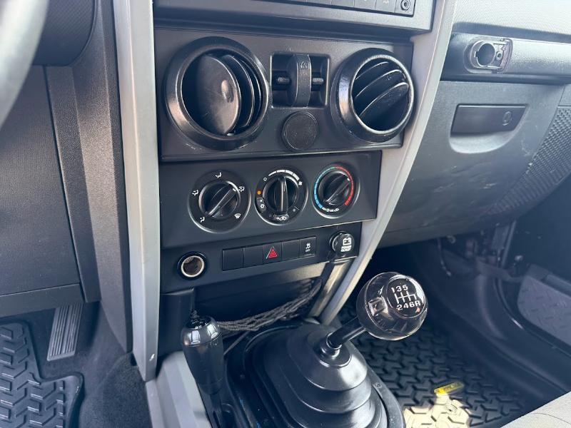 Jeep Wrangler Sport 4WD 2010
