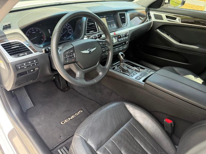 Genesis G80 3.8 2017