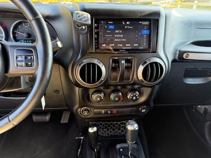 Jeep Wrangler Sport 4WD 2011