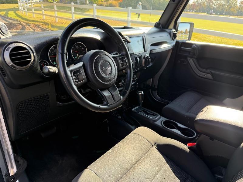 Jeep Wrangler Sport 4WD 2011