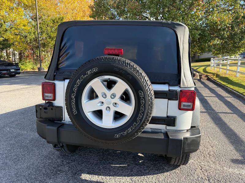 Jeep Wrangler Sport 4WD 2011
