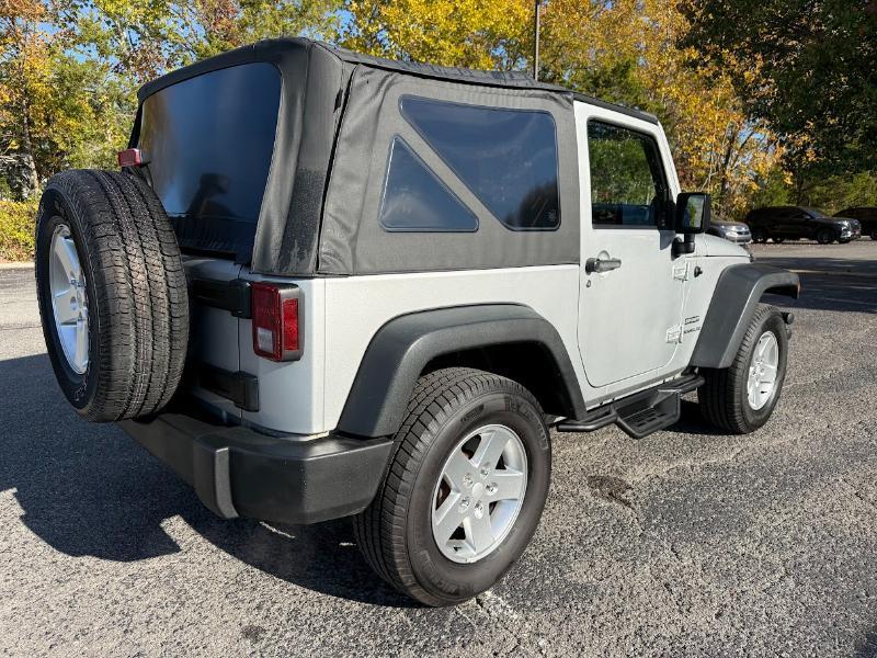 Jeep Wrangler Sport 4WD 2011