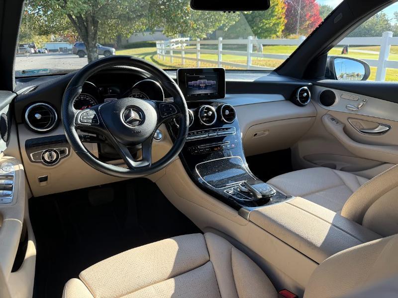 Mercedes-Benz GLC-Class GLC300 4MATIC 2017