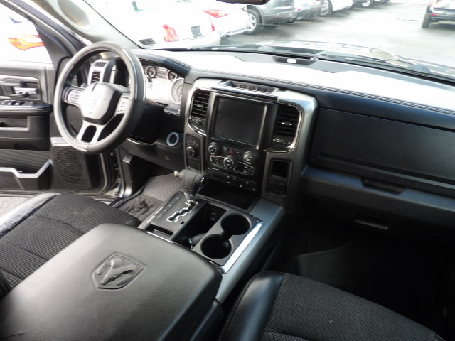 RAM 1500 4WD Crew Cab 149" Sport 2013 RAM 1500 4WD Crew Cab 149" Sport 2013