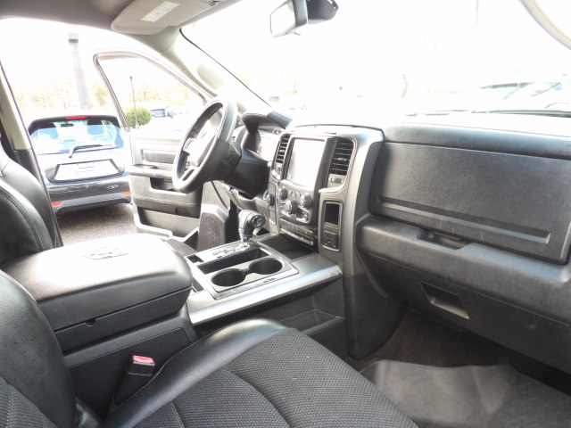 RAM 1500 4WD Crew Cab 149" Sport 2013 RAM 1500 4WD Crew Cab 149" Sport 2013