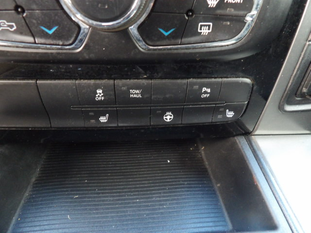 RAM 1500 4WD Crew Cab 149" Sport 2013 RAM 1500 4WD Crew Cab 149" Sport 2013