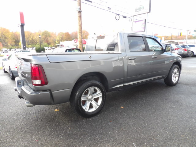 RAM 1500 4WD Crew Cab 149" Sport 2013