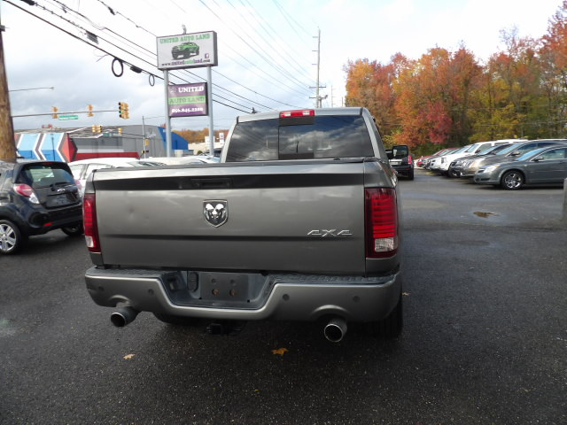 RAM 1500 4WD Crew Cab 149" Sport 2013