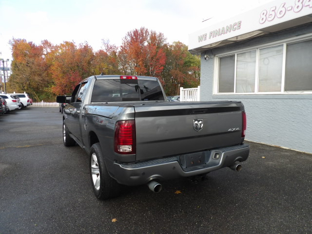 RAM 1500 4WD Crew Cab 149" Sport 2013