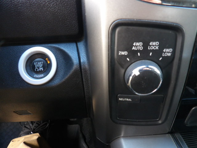 RAM 1500 4WD Crew Cab 149" Sport 2013