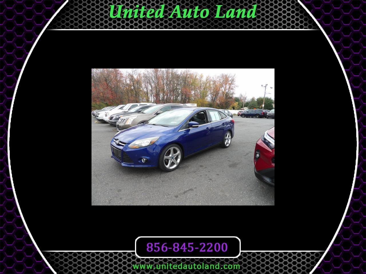 2012 Ford Focus 4dr Sdn Titanium