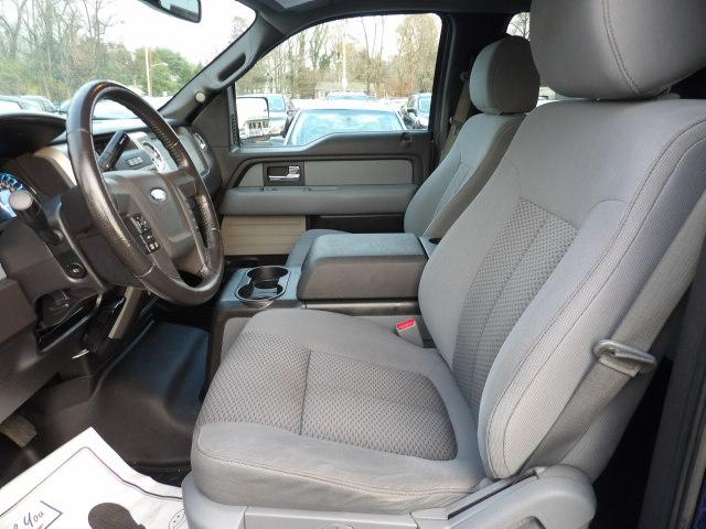 Ford F-150 4WD SuperCrew 145" Platinum 2012