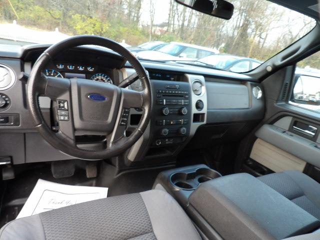 Ford F-150 4WD SuperCrew 145" Platinum 2012