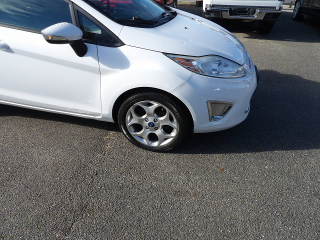 Ford Fiesta 5dr HB SES 2012