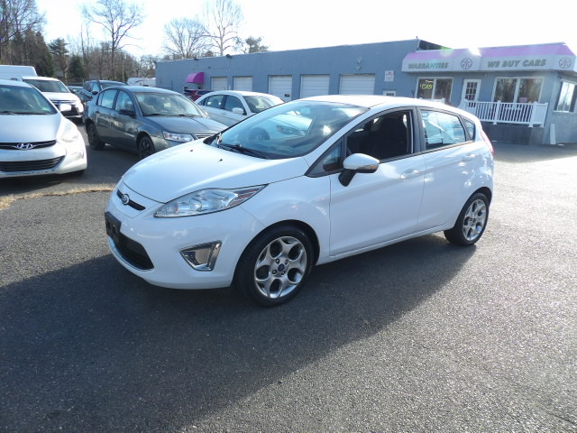 Ford Fiesta 5dr HB SES 2012