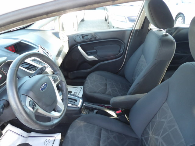 Ford Fiesta 5dr HB SES 2012