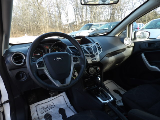 Ford Fiesta 5dr HB SES 2012