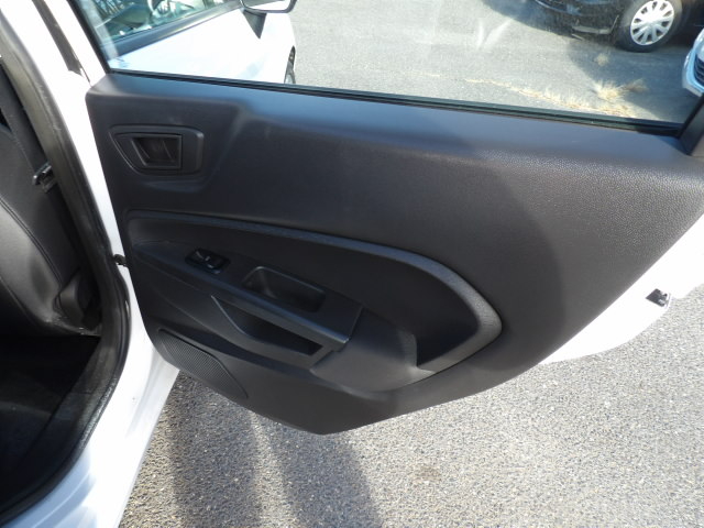 Ford Fiesta 5dr HB SES 2012