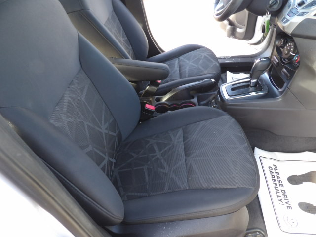 Ford Fiesta 5dr HB SES 2012