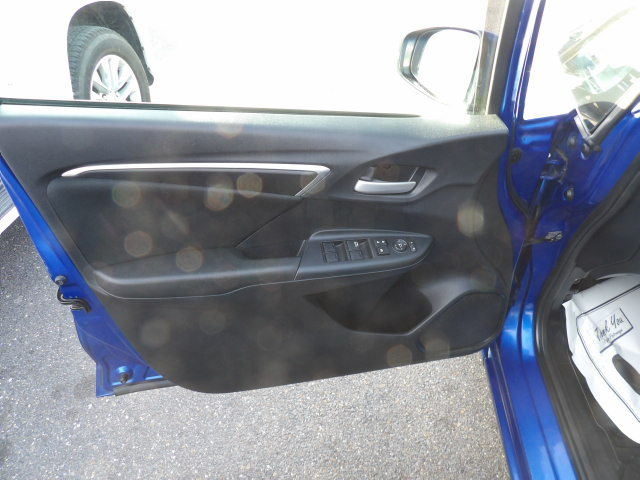 Honda Fit 5dr HB CVT LX 2015