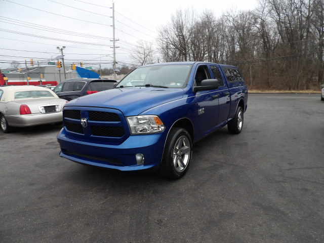 RAM 1500 Express 4x4 Quad Cab 6'4" Box 2018
