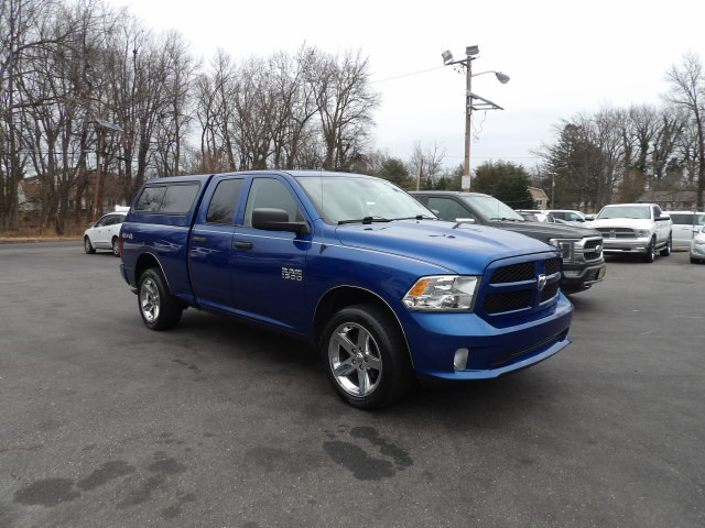 RAM 1500 Express 4x4 Quad Cab 6'4" Box 2018