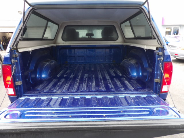 RAM 1500 Express 4x4 Quad Cab 6'4" Box 2018