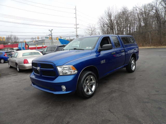 RAM 1500 Express 4x4 Quad Cab 6'4" Box 2018