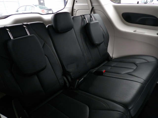 Chrysler Pacifica Touring-L Plus FWD 2017