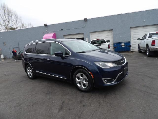 Chrysler Pacifica Touring-L Plus FWD 2017