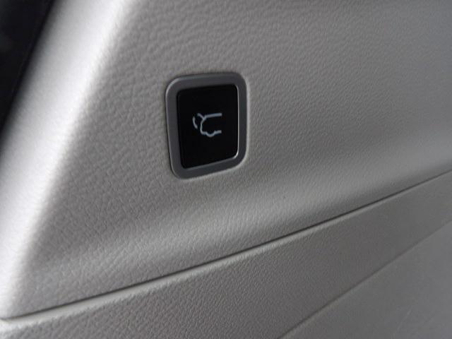 Chrysler Pacifica Touring-L Plus FWD 2017