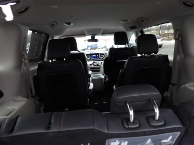 Chrysler Pacifica Touring-L Plus FWD 2017