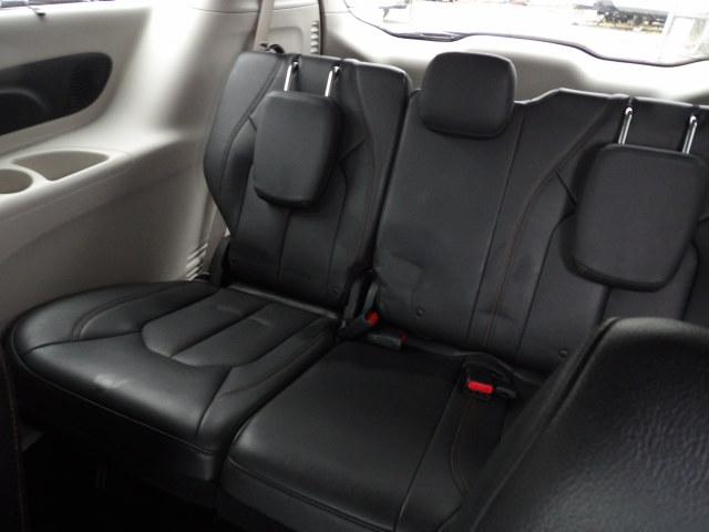 Chrysler Pacifica Touring-L Plus FWD 2017