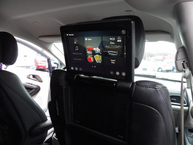 Chrysler Pacifica Touring-L Plus FWD 2017