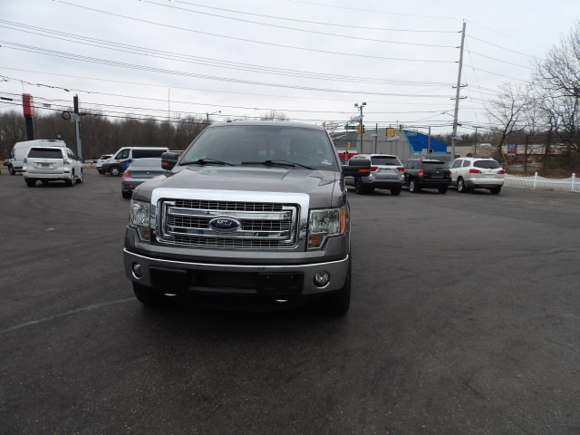 Ford F-150 4WD SuperCrew 139" XLT 2013