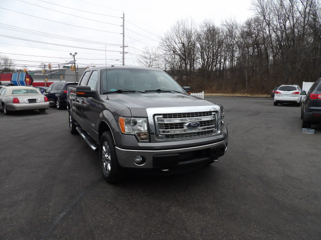Ford F-150 4WD SuperCrew 139" XLT 2013