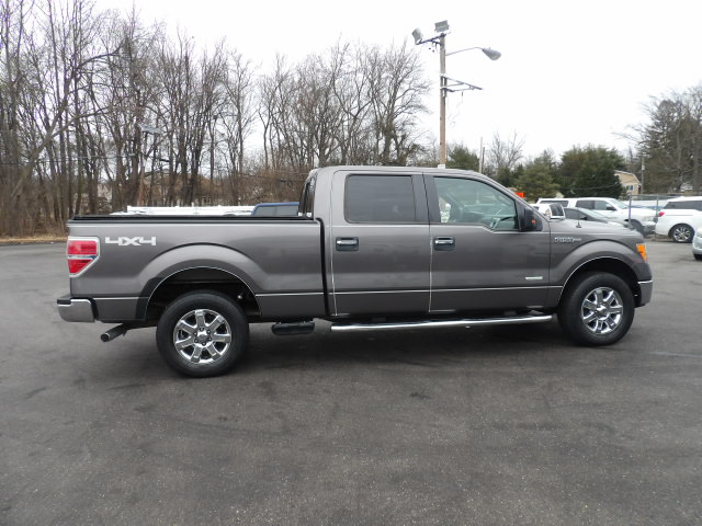 Ford F-150 4WD SuperCrew 139" XLT 2013