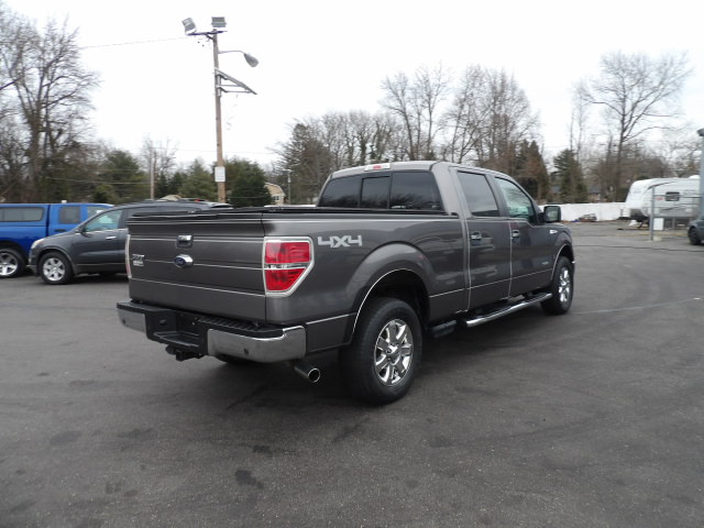 Ford F-150 4WD SuperCrew 139" XLT 2013