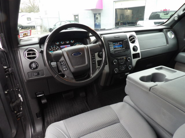 Ford F-150 4WD SuperCrew 139" XLT 2013